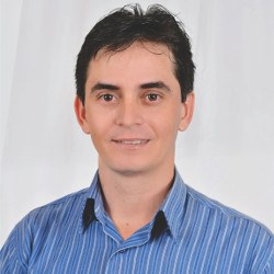 Adriano Lima Araújo