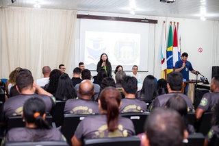 Mesa-redonda teve o tema “Administração e Desenvolvimento Sustentável na Amazônia”