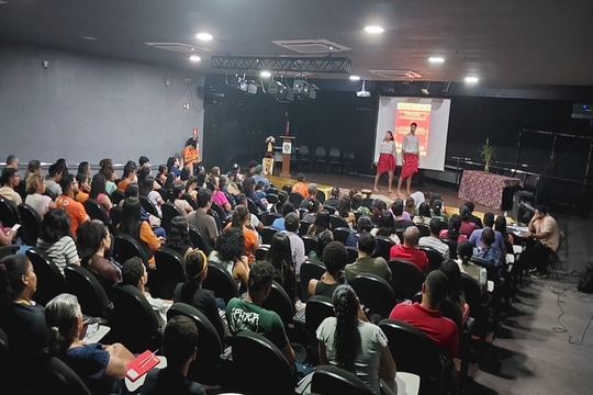 Tema: Diretrizes Curriculares Nacionais para a educação escolar quilombola no Oeste do Pará.