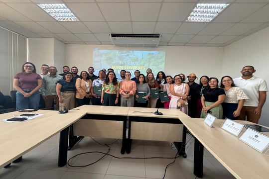 Quatro docentes e oito técnicos administrativos passam a integrar o quadro efetivo em Santarém, Rurópolis e Itaituba.